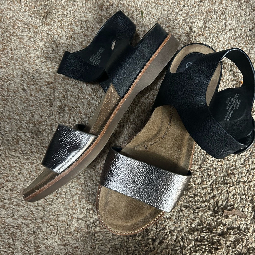 Sofft Black and Silver Sandals